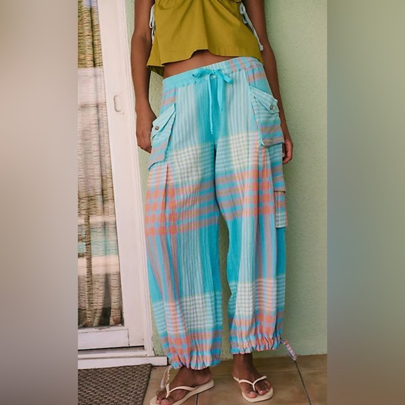 Free People Pants - NWT Free People Crafted Cargo pants - Small